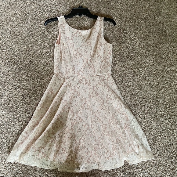 Light pink hoco dress!! - Picture 2 of 5